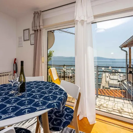Apartman In 45266 Novi Vinodolski